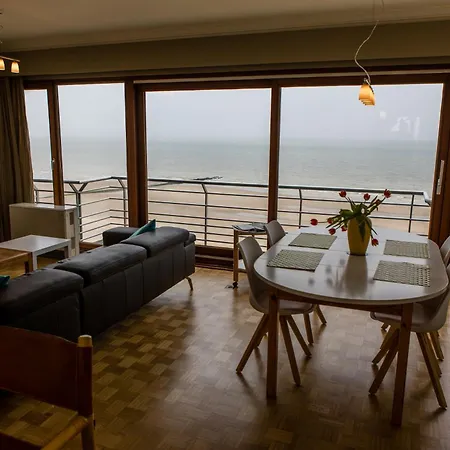 Lecomte - The Shoreline Seabreeze 145 Apartment *