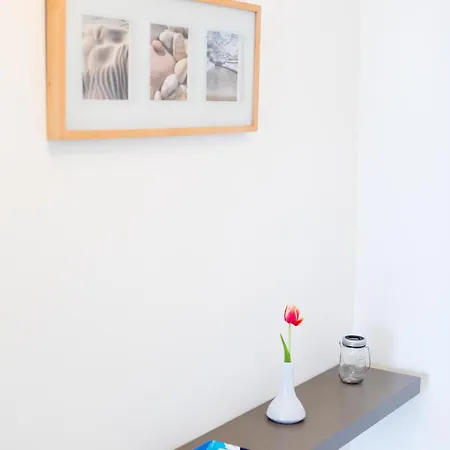 Lecomte - The Shoreline Seabreeze 145 Apartment Ostende