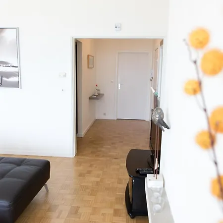 Apartment Lecomte - The Shoreline Seabreeze 145